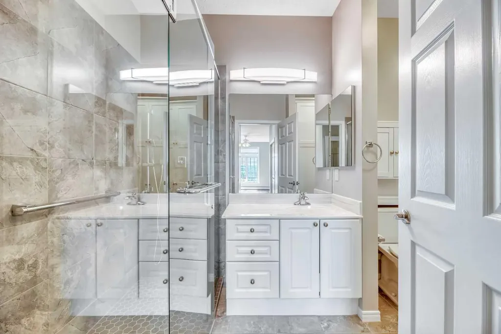 5201 Dalhousie Drive NW Calgary AB T3A5Y7