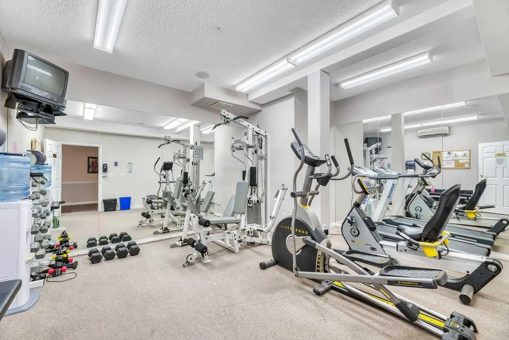 5201 Dalhousie Drive NW Calgary AB T3A5Y7