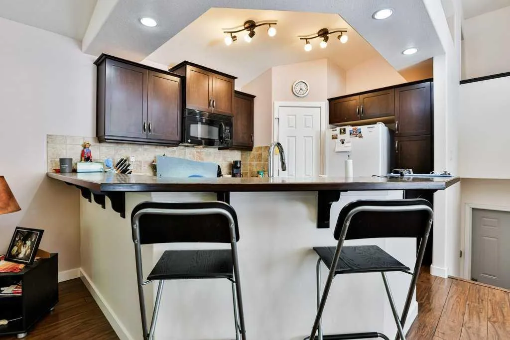 334 Keystone Lane W Lethbridge AB T1J 4A1