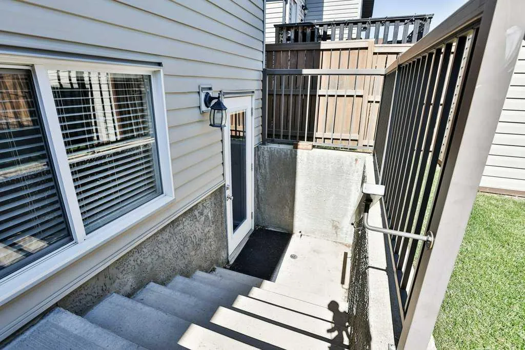 334 Keystone Lane W Lethbridge AB T1J 4A1