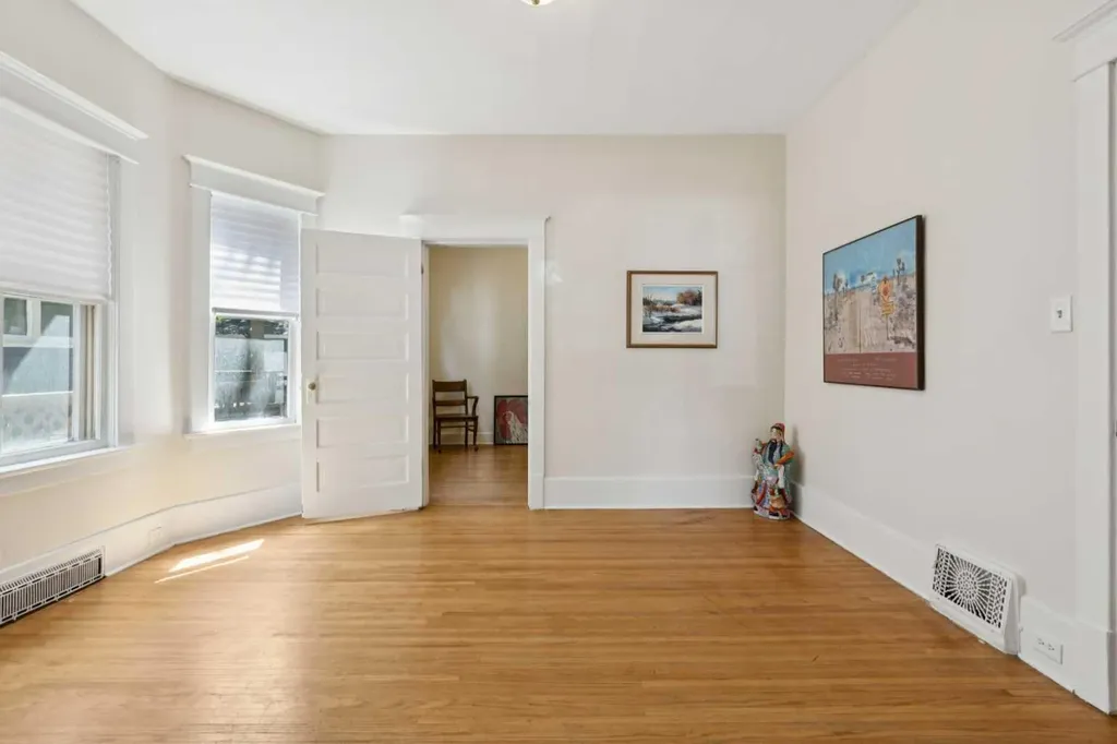 531 21 Avenue SW Calgary AB T2S 0G9