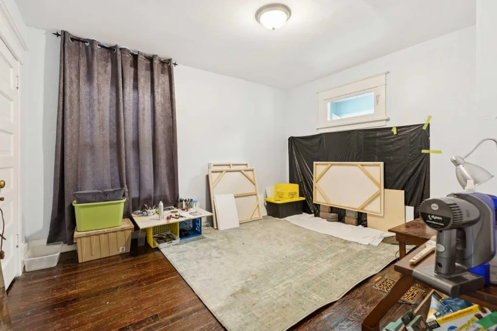 531 21 Avenue SW Calgary AB T2S 0G9
