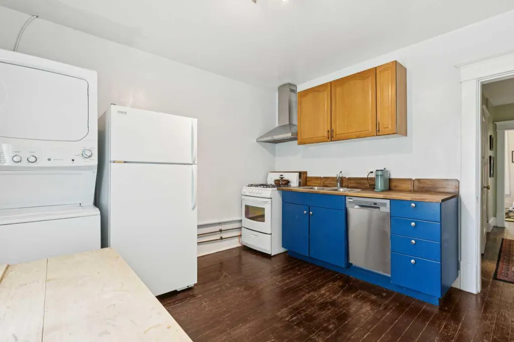 531 21 Avenue SW Calgary AB T2S 0G9