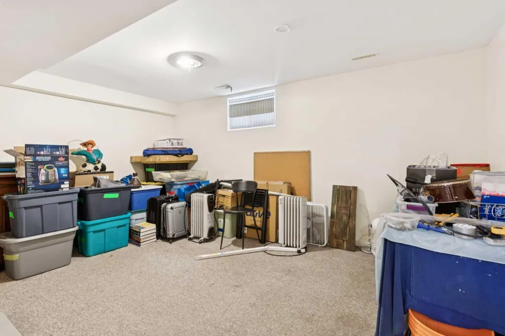 531 21 Avenue SW Calgary AB T2S 0G9