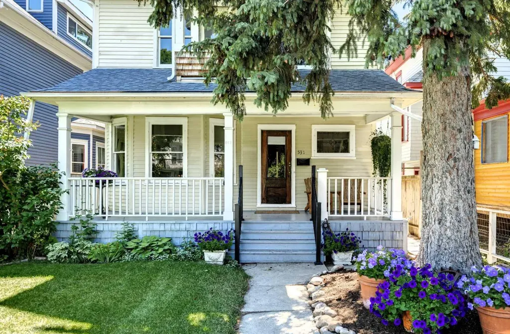 531 21 Avenue SW Calgary AB T2S 0G9
