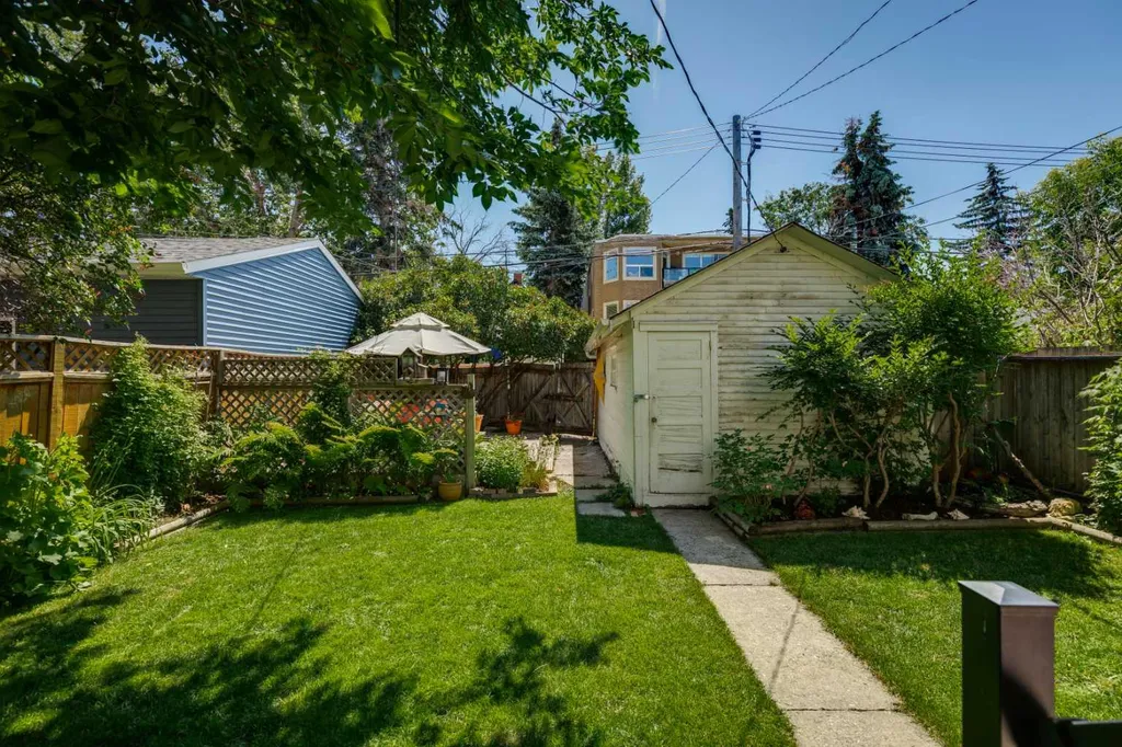 531 21 Avenue SW Calgary AB T2S 0G9