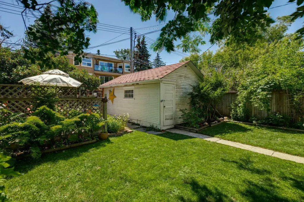 531 21 Avenue SW Calgary AB T2S 0G9