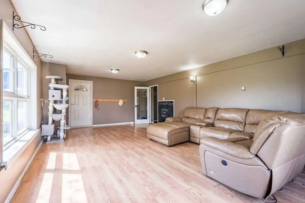 470047 Rge Road 35 Winfield AB T0C2X0