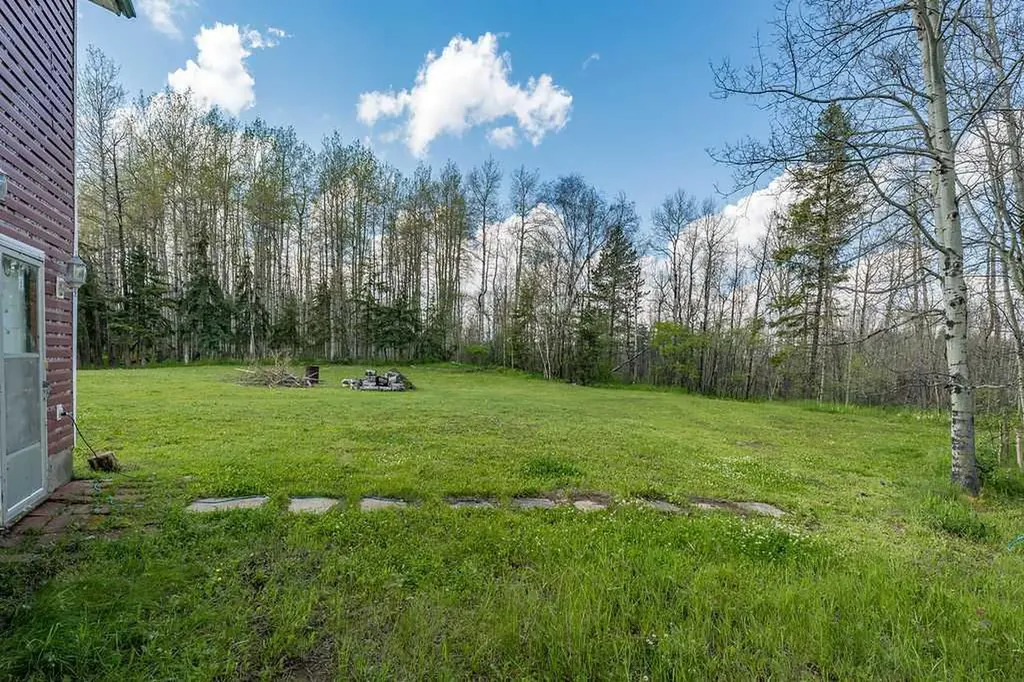 470047 Rge Road 35 Winfield AB T0C2X0