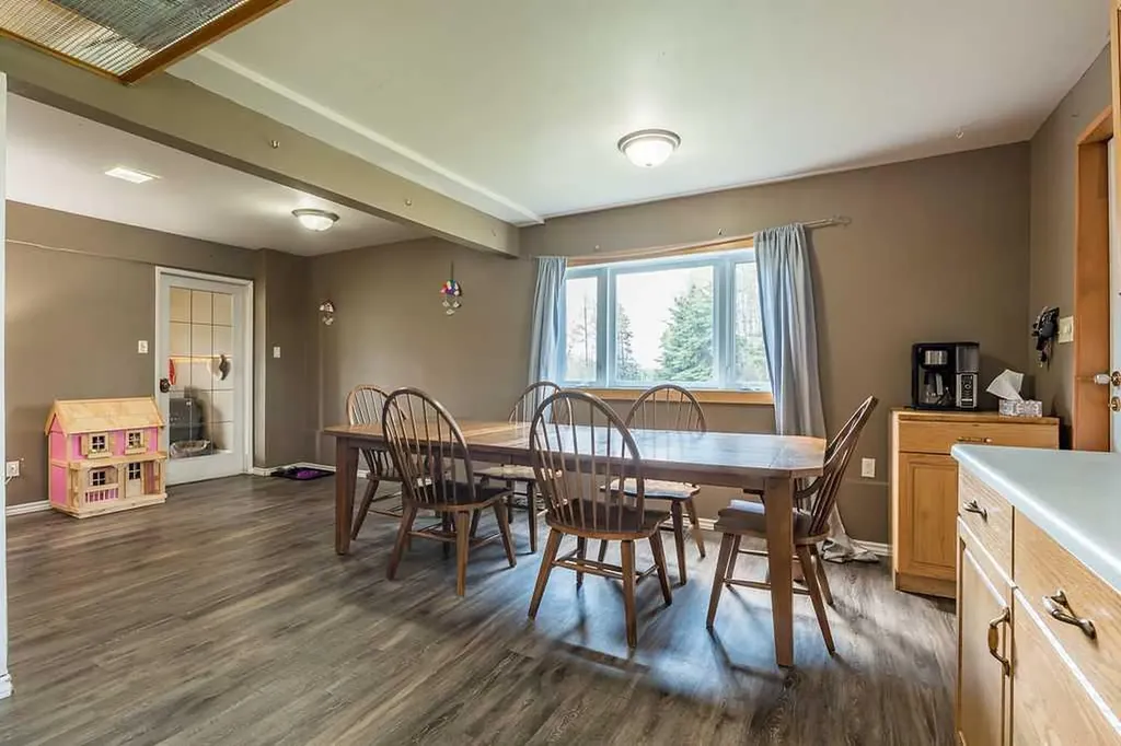 470047 Rge Road 35 Winfield AB T0C2X0