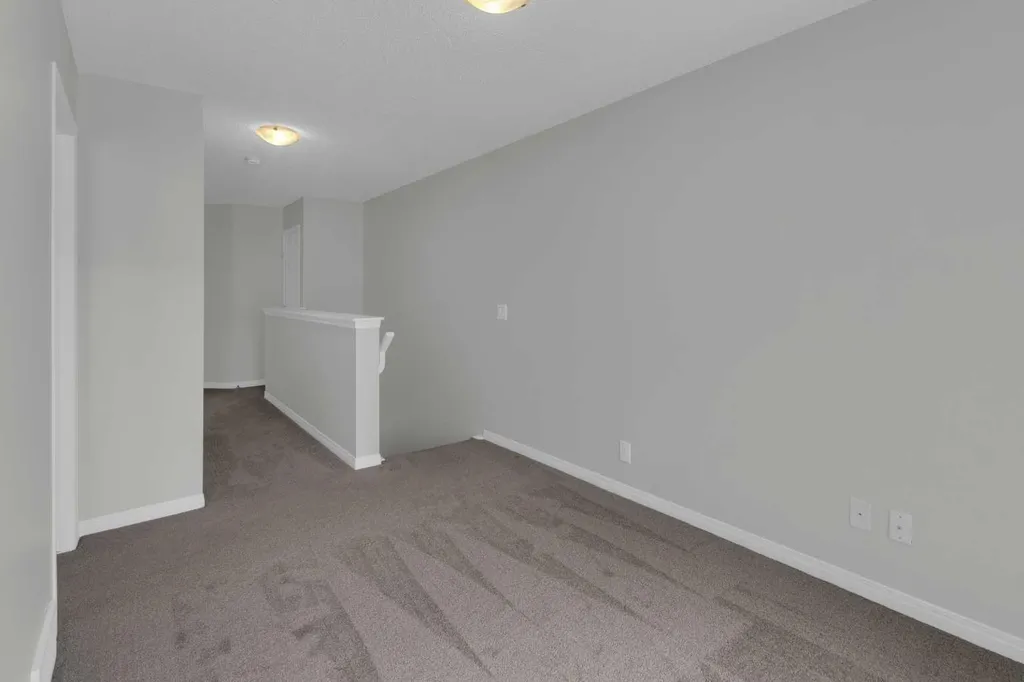 18 Windford Crescent SW Airdrie AB T4B 4A4