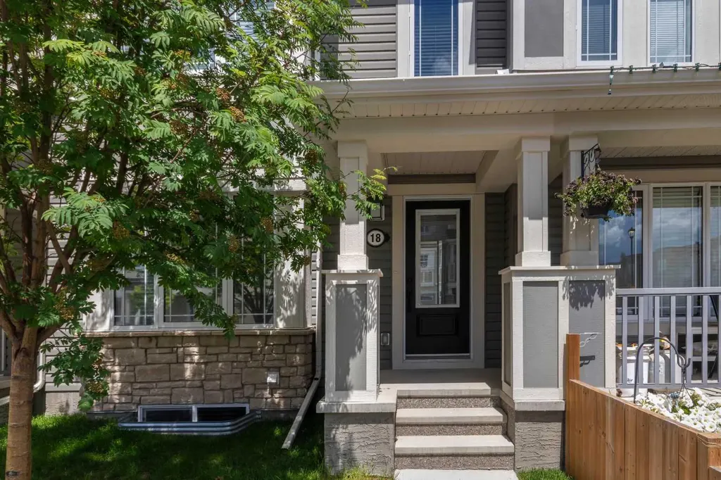 18 Windford Crescent SW Airdrie AB T4B 4A4