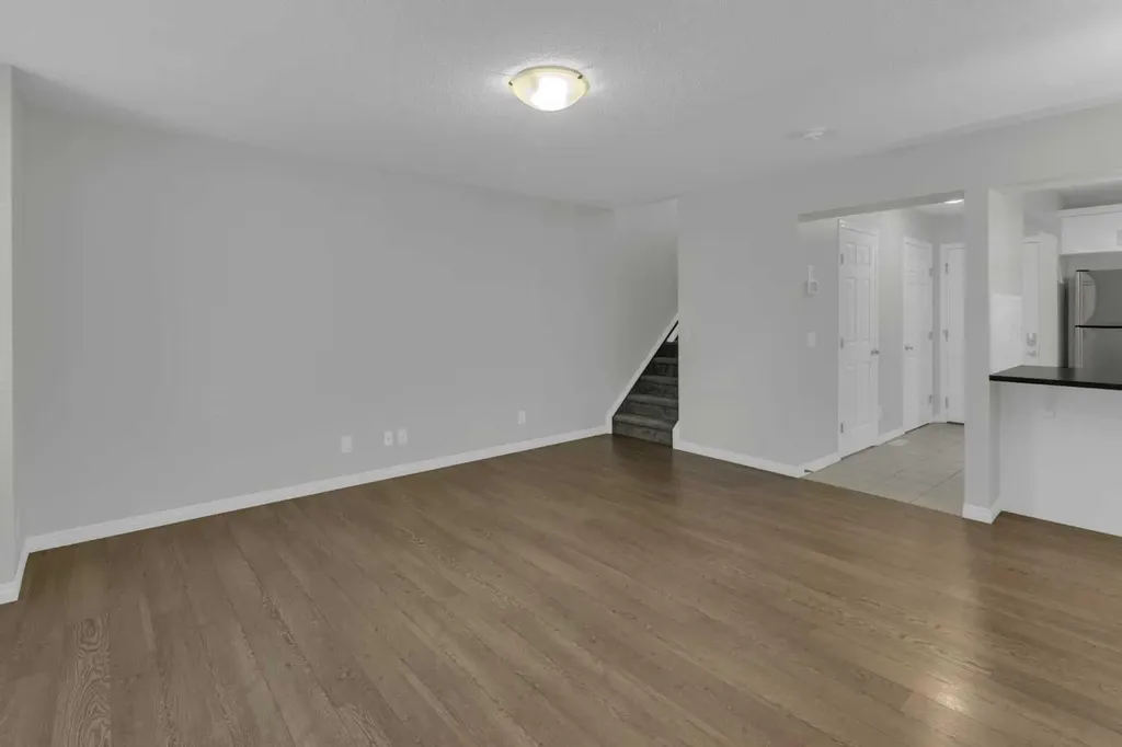 18 Windford Crescent SW Airdrie AB T4B 4A4