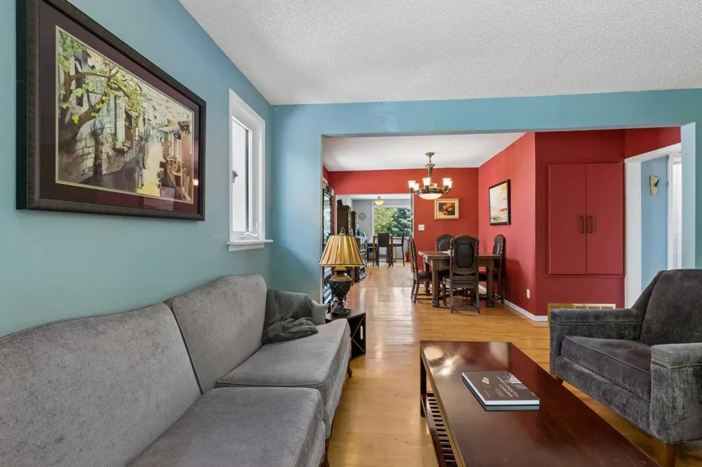 2216 26 Street SW Calgary AB T3E2A5