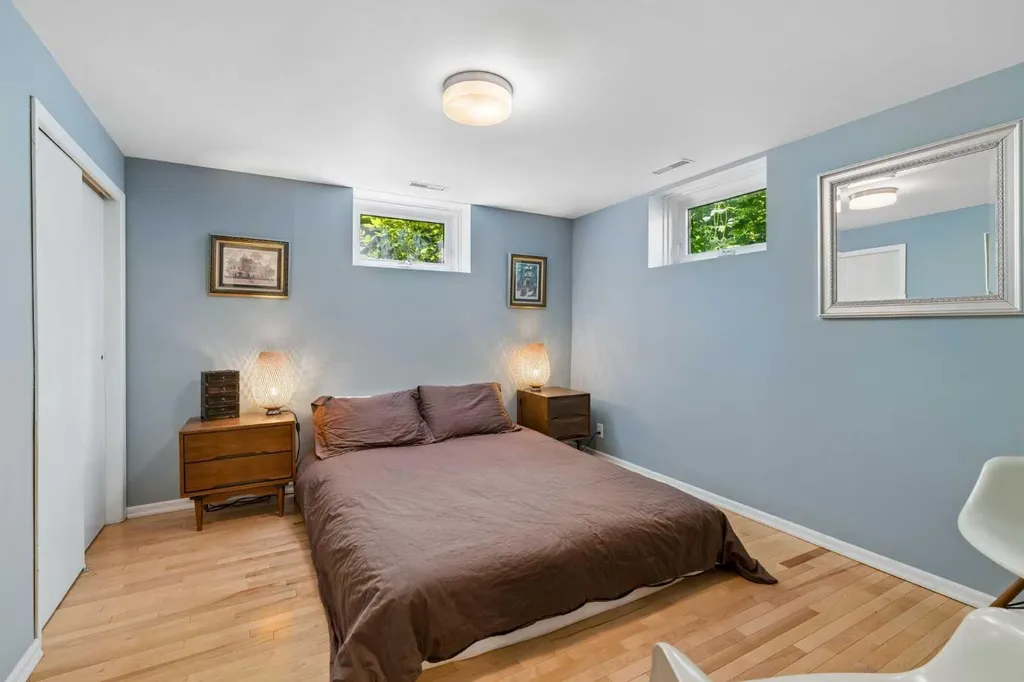 2216 26 Street SW Calgary AB T3E2A5
