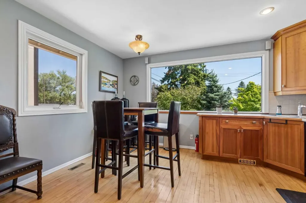 2216 26 Street SW Calgary AB T3E2A5