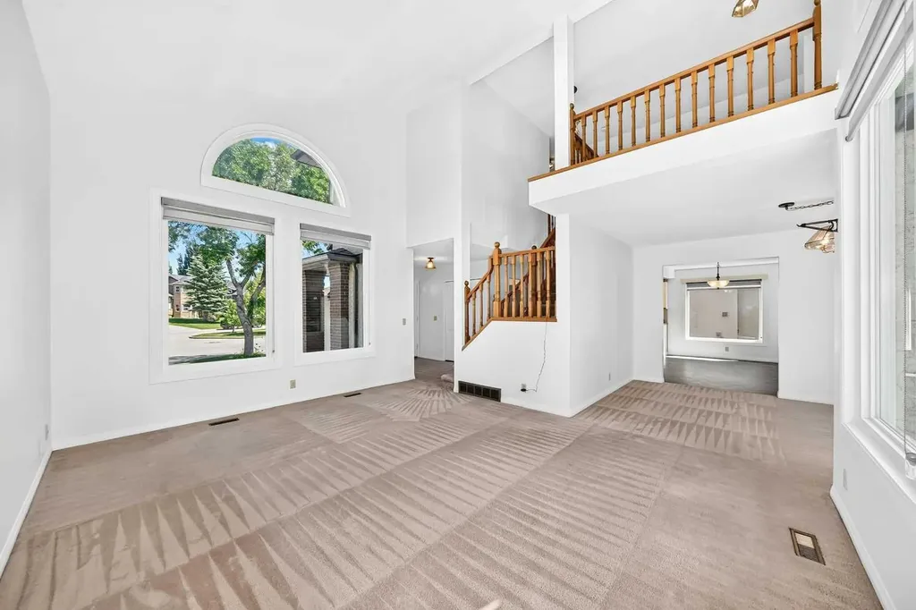416 Hawkhill Place NW Calgary AB T3G 3H8