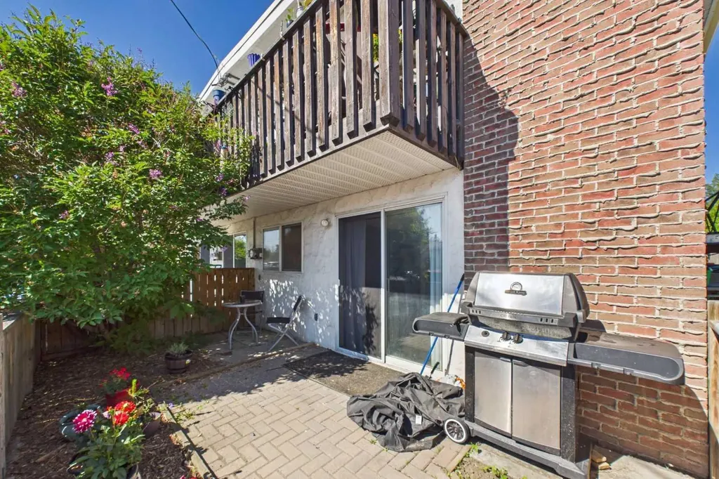 11440 Elbow Drive SW Calgary AB T2W2E6