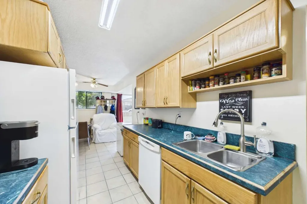 11440 Elbow Drive SW Calgary AB T2W2E6