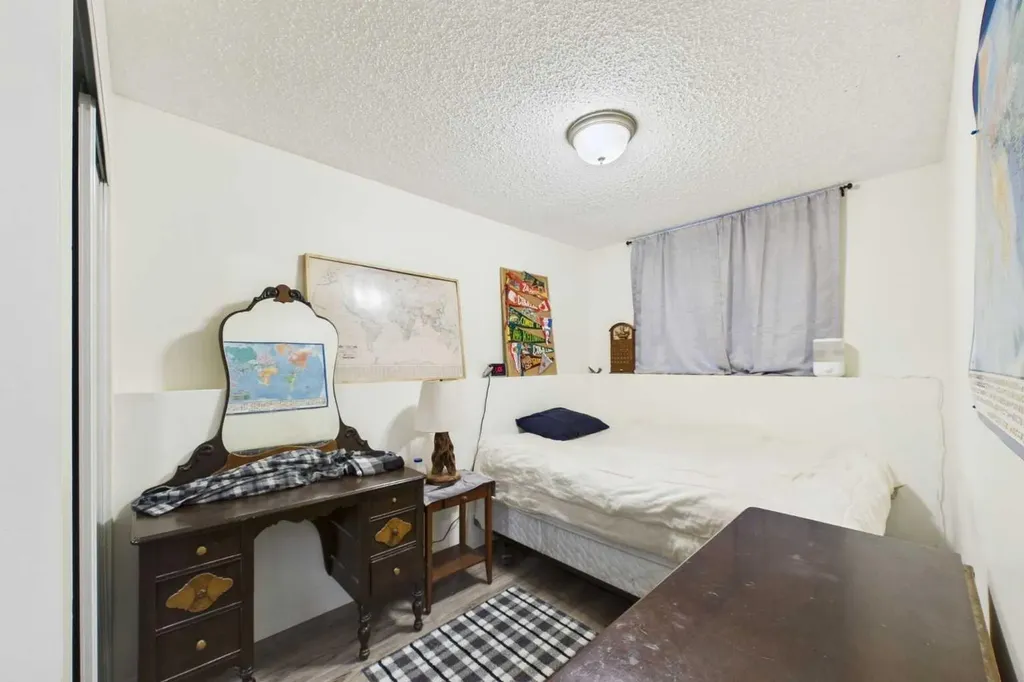11440 Elbow Drive SW Calgary AB T2W2E6