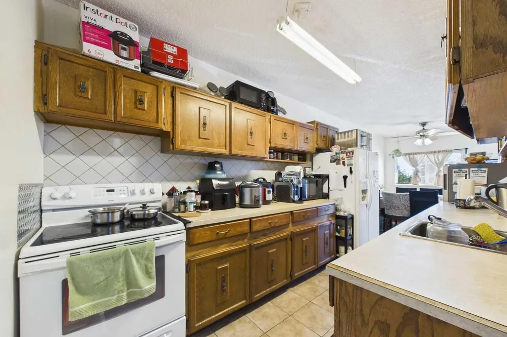 11440 Elbow Drive SW Calgary AB T2W2E6