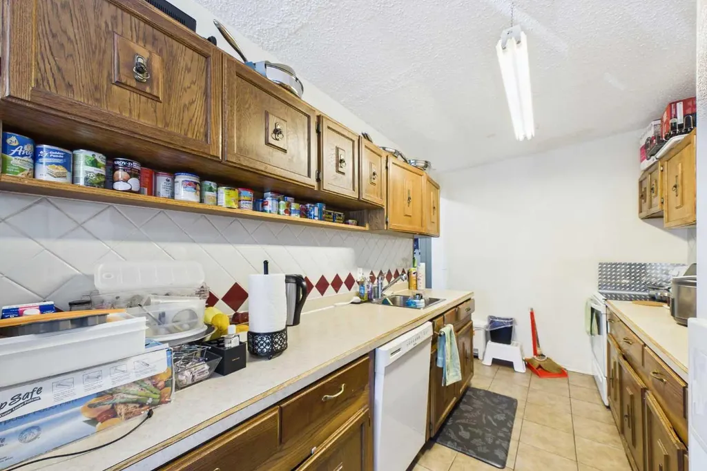 11440 Elbow Drive SW Calgary AB T2W2E6
