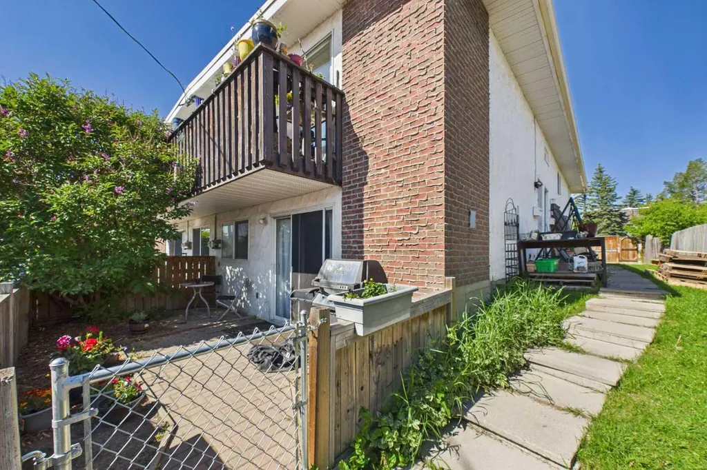 11440 Elbow Drive SW Calgary AB T2W2E6