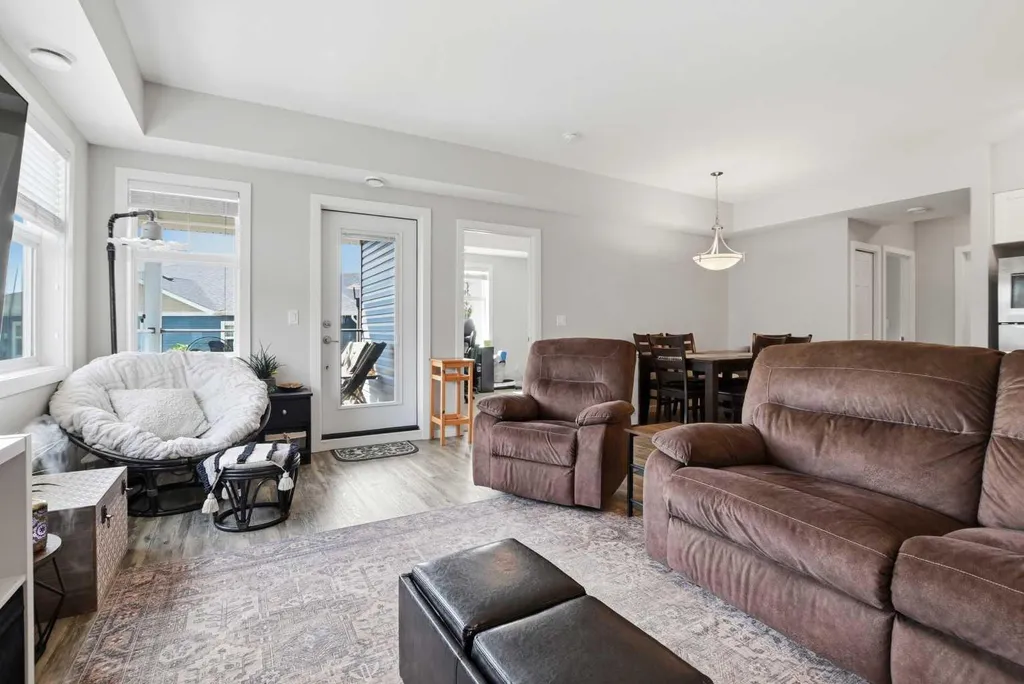 5300 Vista Trail Blackfalds AB T4M 0L7