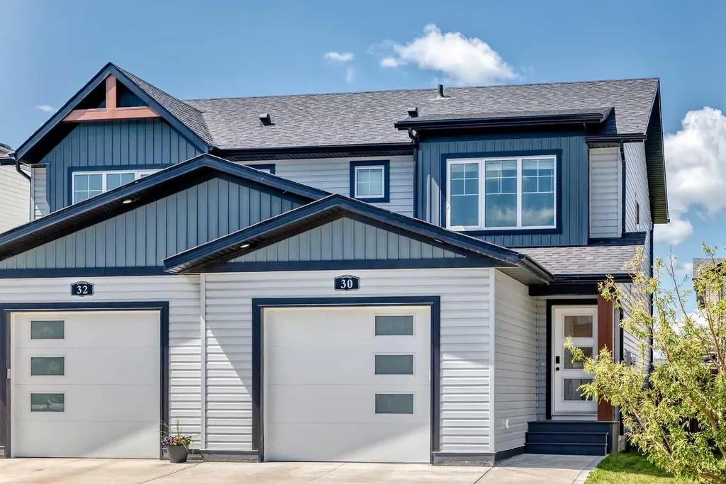 30 Iron Gate Boulevard Sylvan Lake AB T4S 0T6