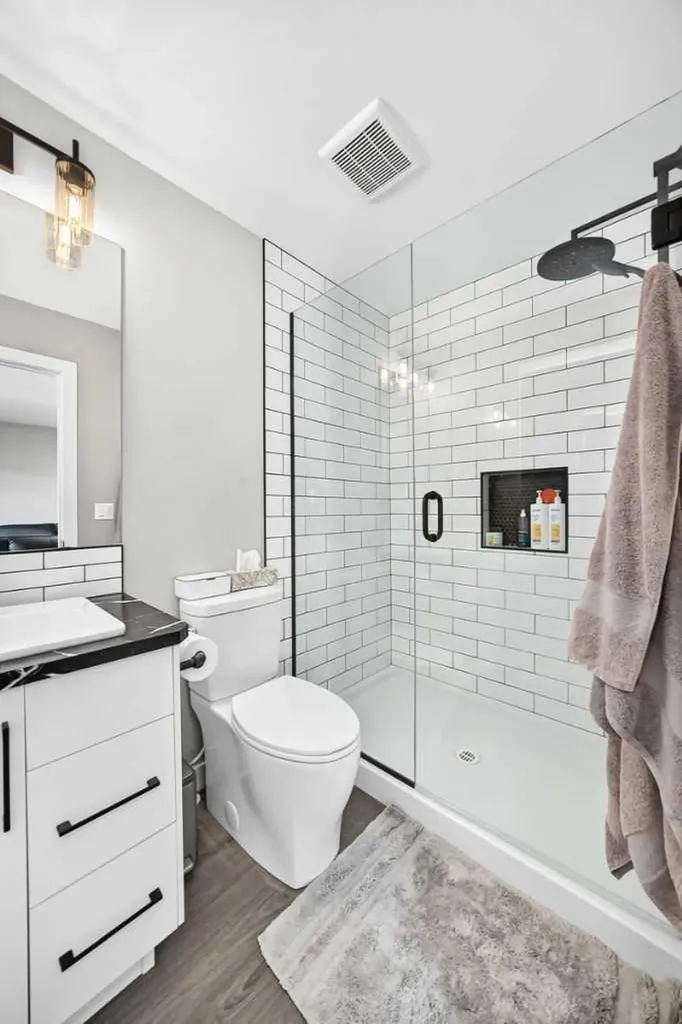 30 Iron Gate Boulevard Sylvan Lake AB T4S 0T6