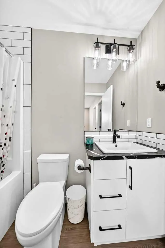 30 Iron Gate Boulevard Sylvan Lake AB T4S 0T6