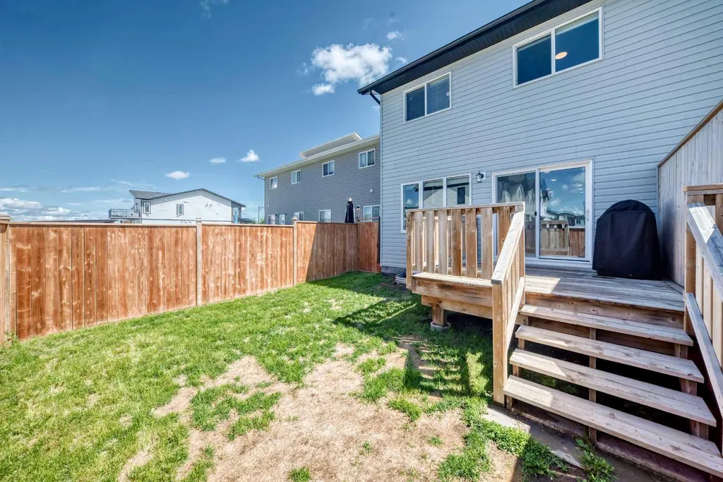 30 Iron Gate Boulevard Sylvan Lake AB T4S 0T6