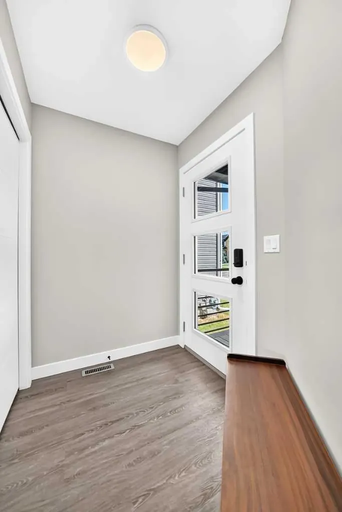 30 Iron Gate Boulevard Sylvan Lake AB T4S 0T6