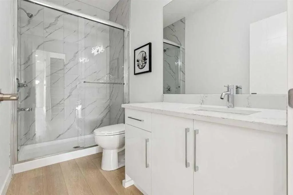 95 Saddlecrest Circle Calgary AB T3J 0Z2