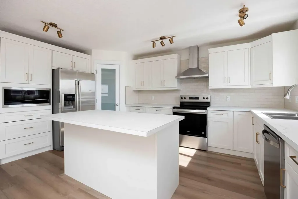 104 Walnut Crescent Fort Mcmurray AB T9K0N6