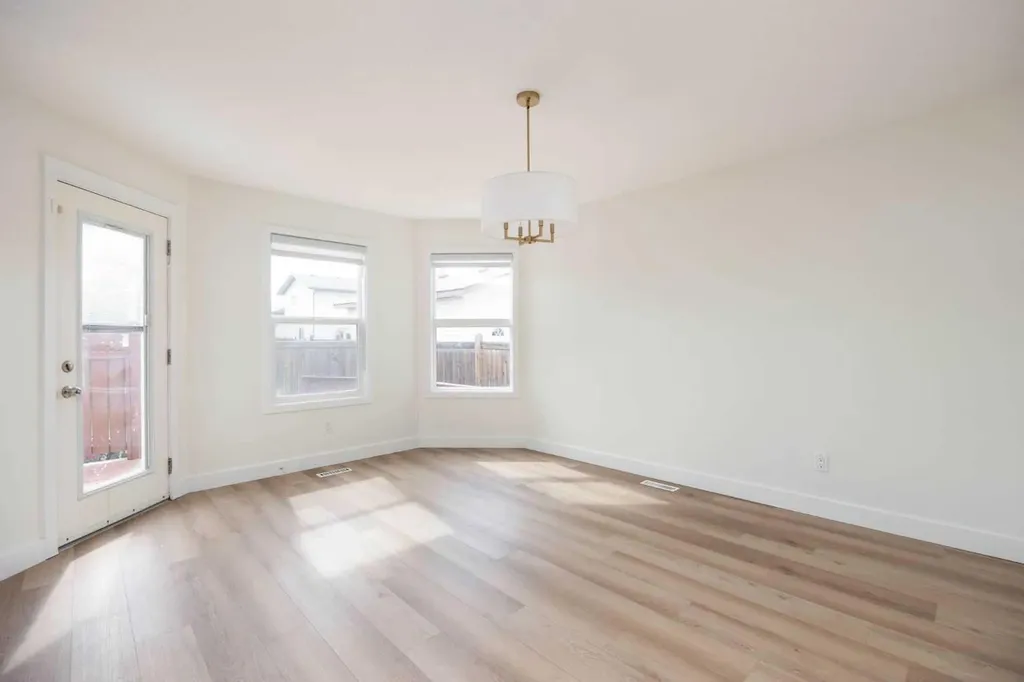 104 Walnut Crescent Fort Mcmurray AB T9K0N6