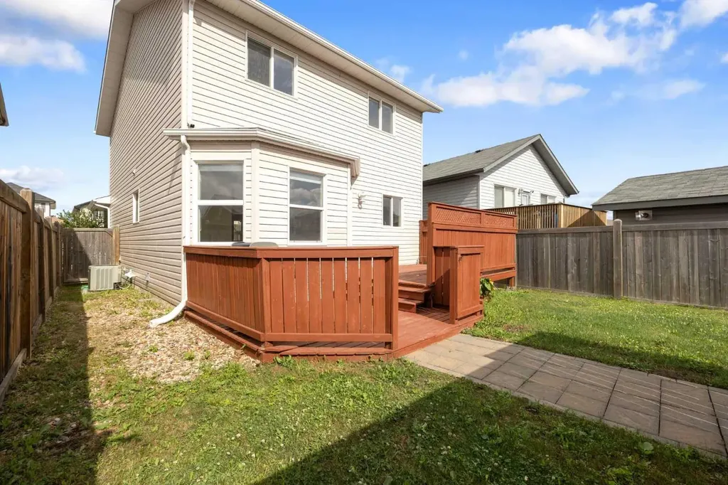 104 Walnut Crescent Fort Mcmurray AB T9K0N6