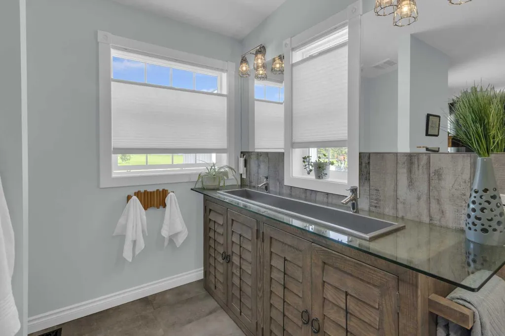 27 Stewart Road SE Airdrie AB T4A 3H8