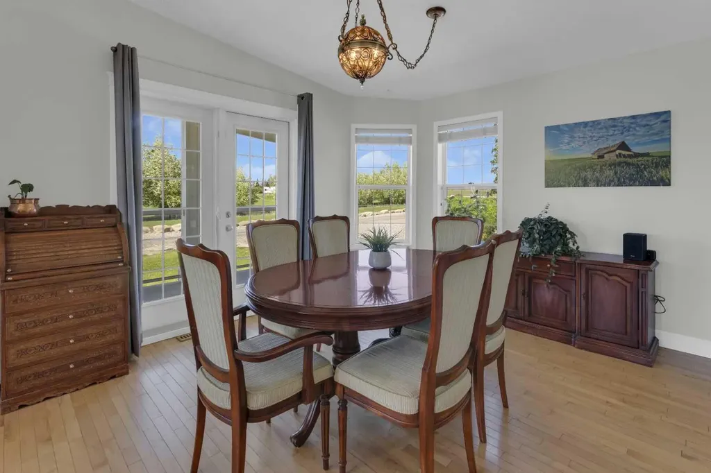 27 Stewart Road SE Airdrie AB T4A 3H8