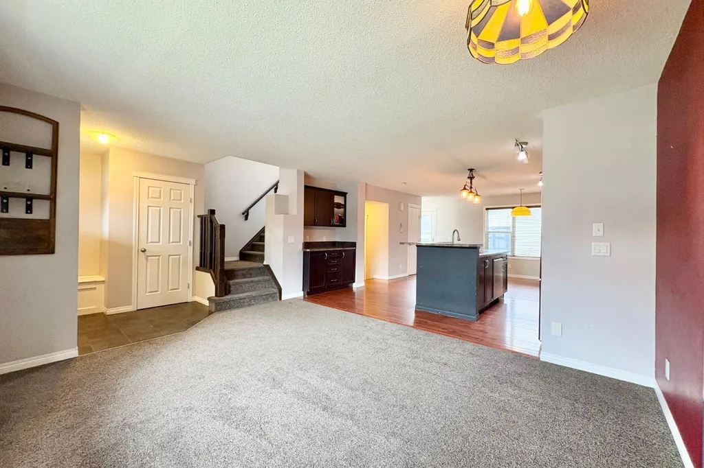 21 Walden Square SE Calgary AB T2X 0M9