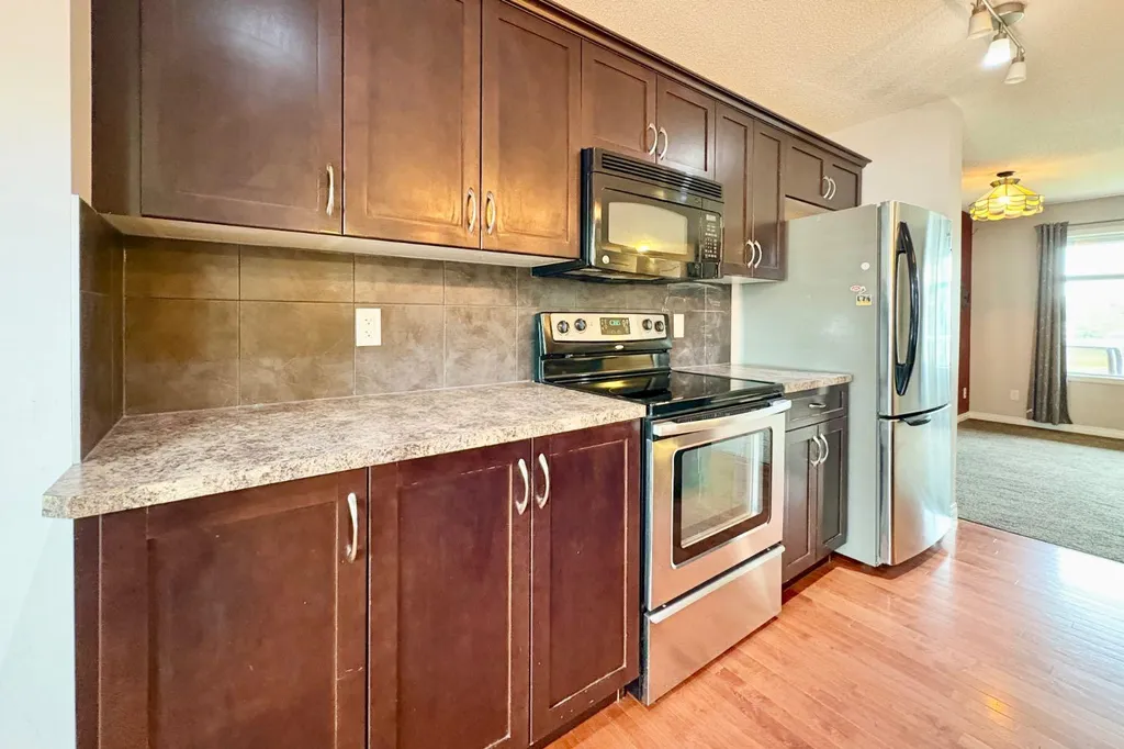 21 Walden Square SE Calgary AB T2X 0M9