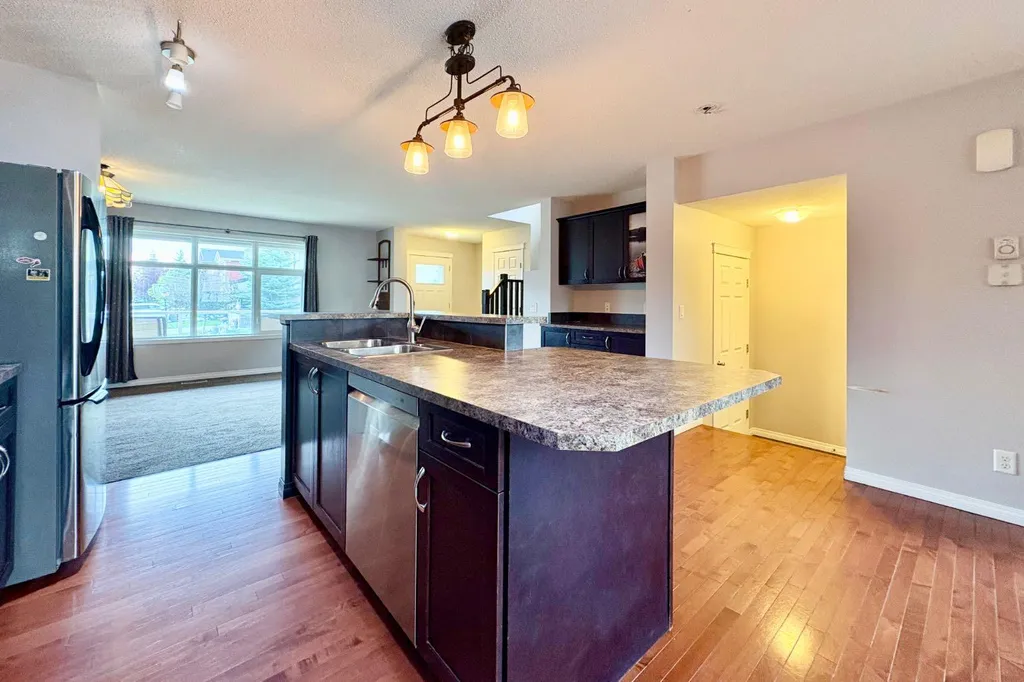 21 Walden Square SE Calgary AB T2X 0M9