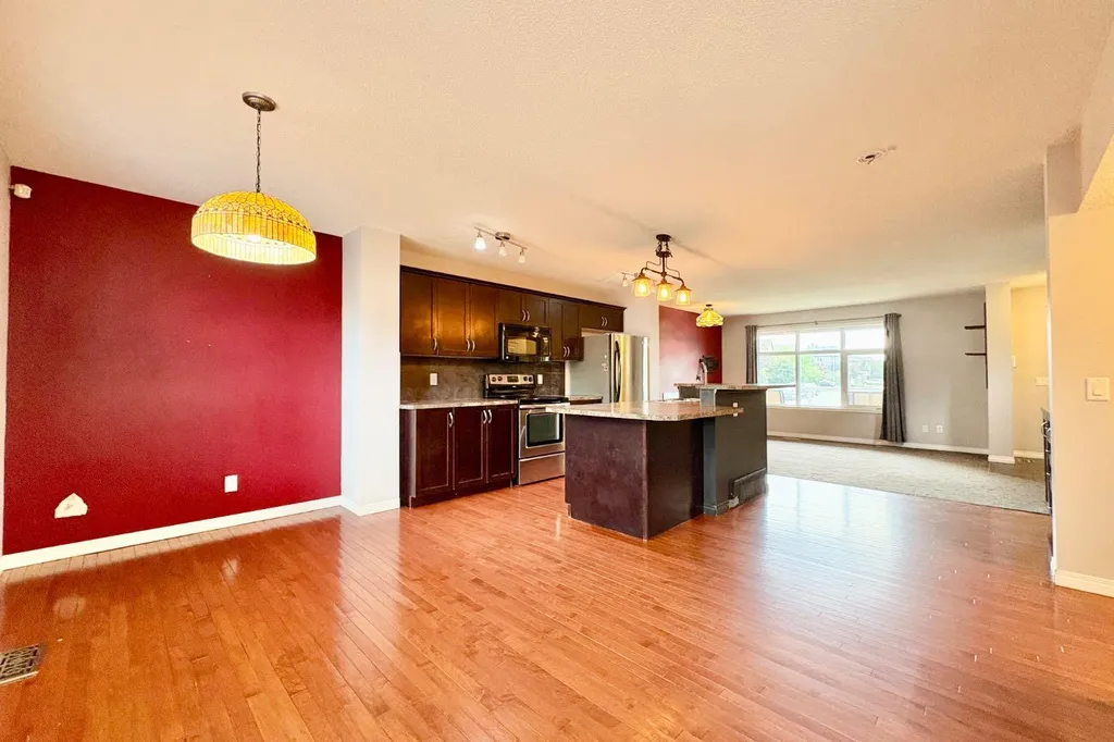 21 Walden Square SE Calgary AB T2X 0M9