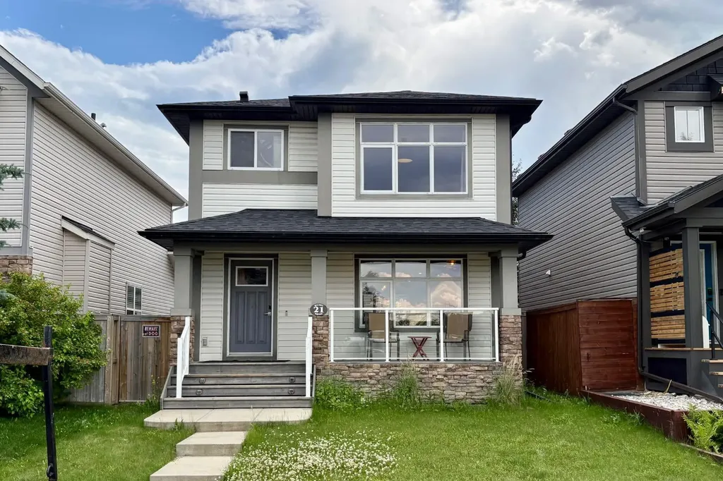 21 Walden Square SE Calgary AB T2X 0M9