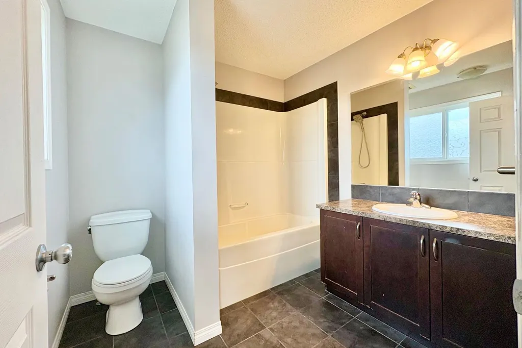 21 Walden Square SE Calgary AB T2X 0M9