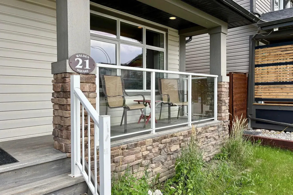 21 Walden Square SE Calgary AB T2X 0M9