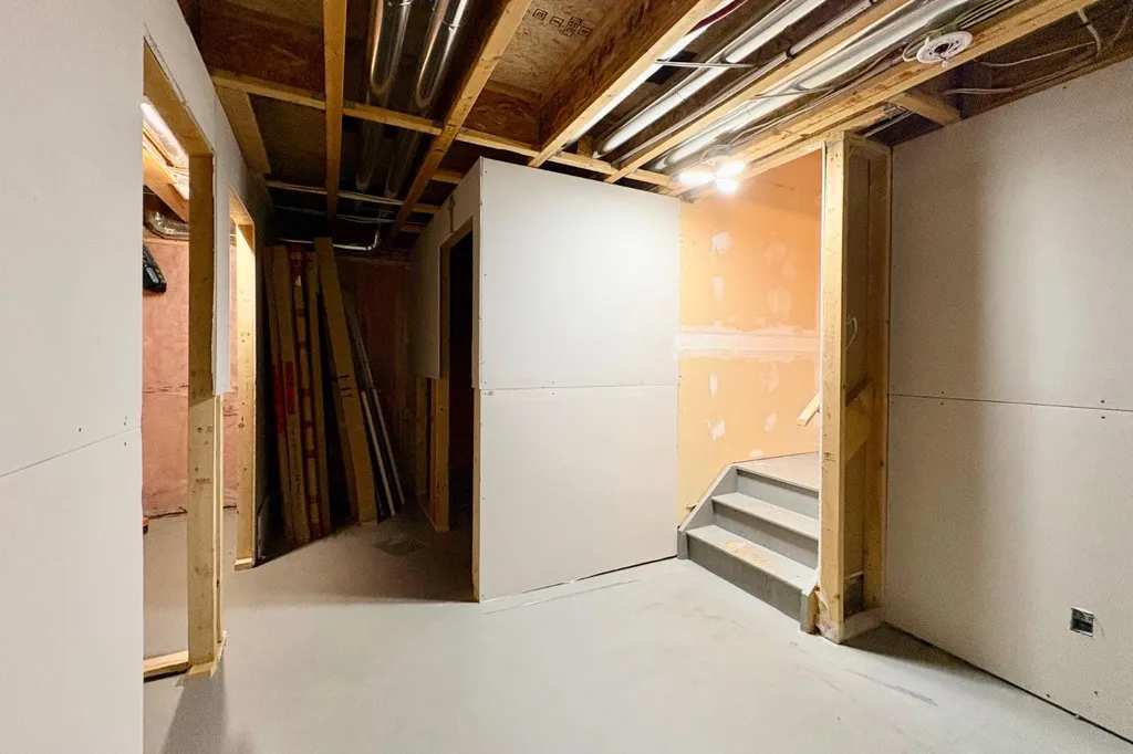 21 Walden Square SE Calgary AB T2X 0M9