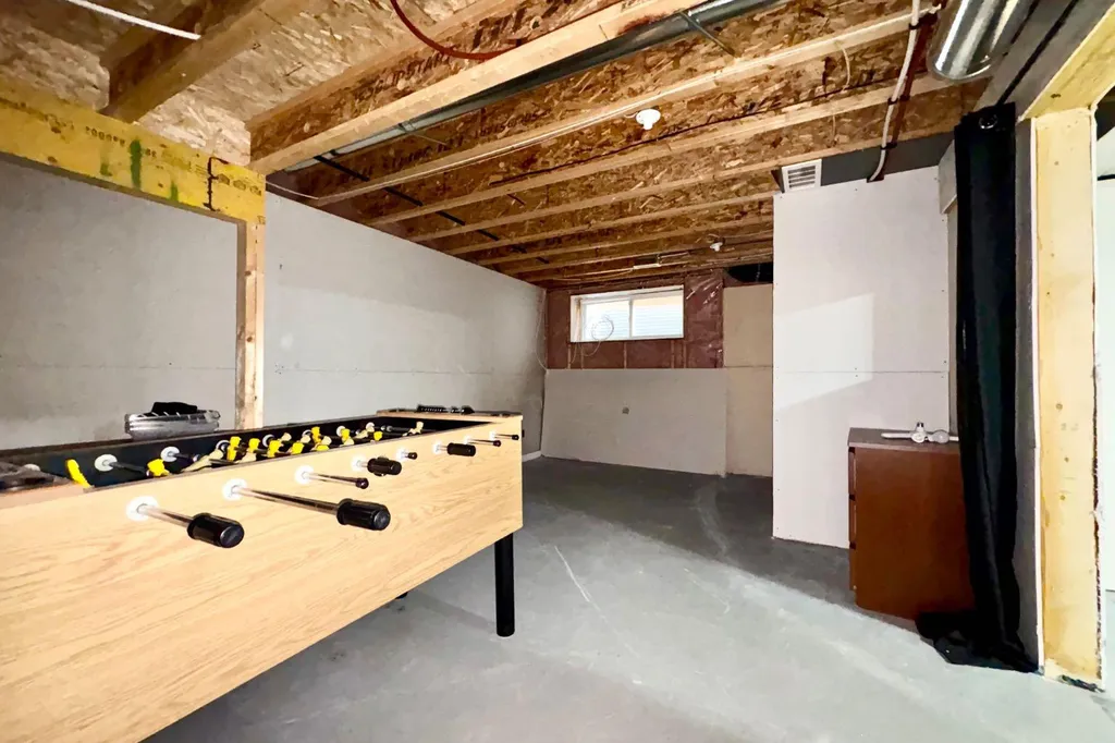 21 Walden Square SE Calgary AB T2X 0M9