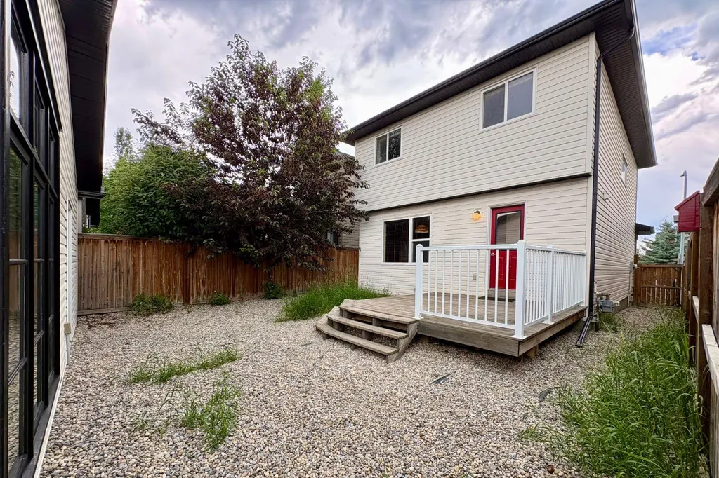 21 Walden Square SE Calgary AB T2X 0M9