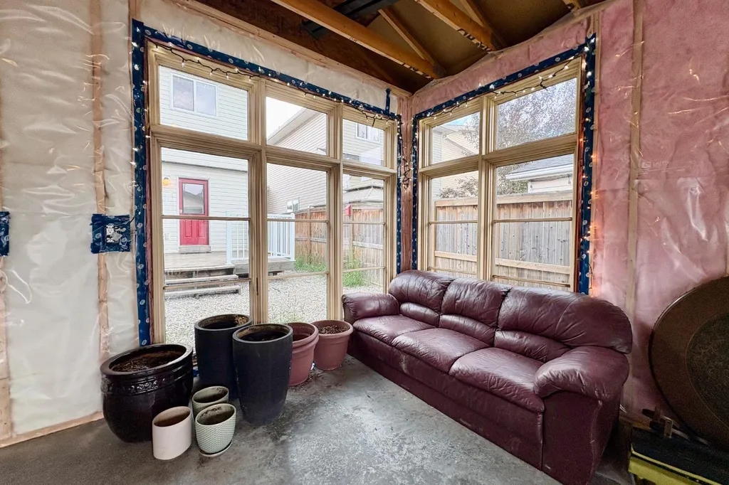 21 Walden Square SE Calgary AB T2X 0M9